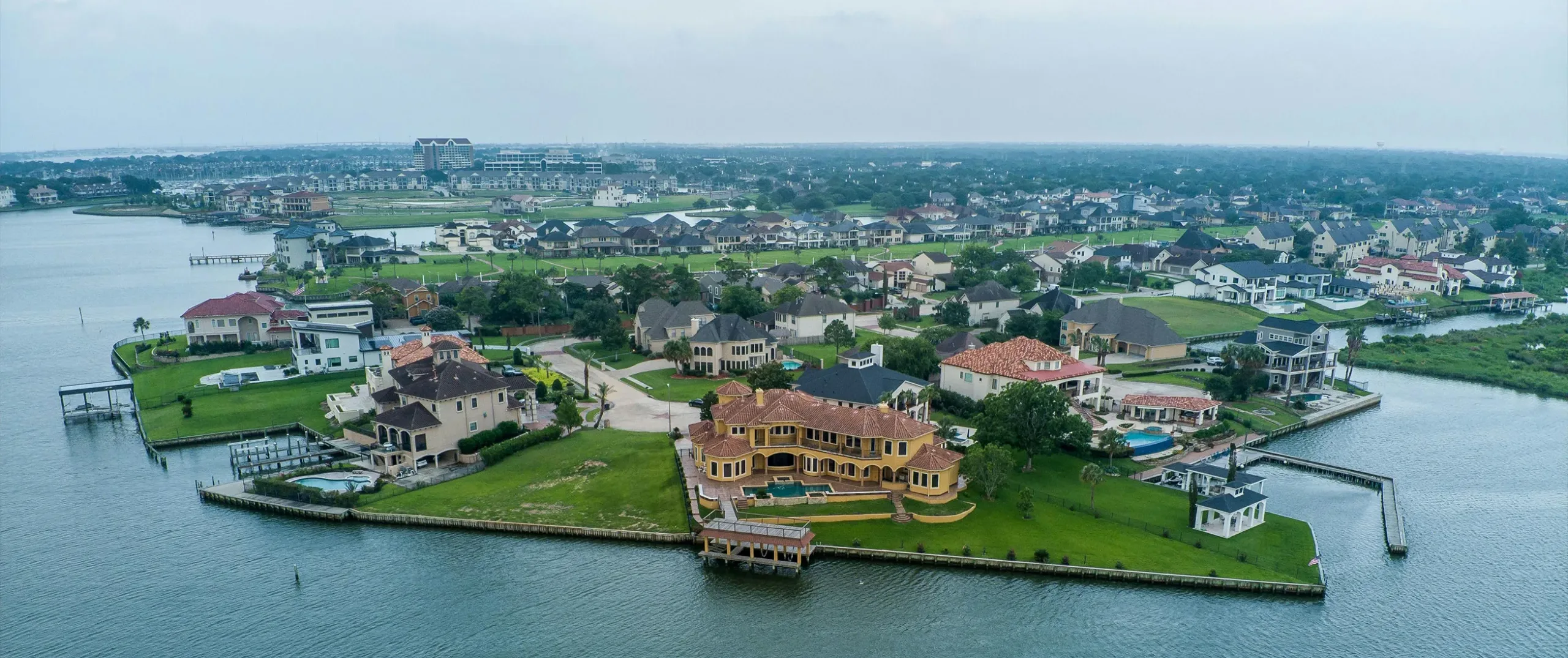 Top 5 Reasons Dutch Realtors Should Invest in Property Videos